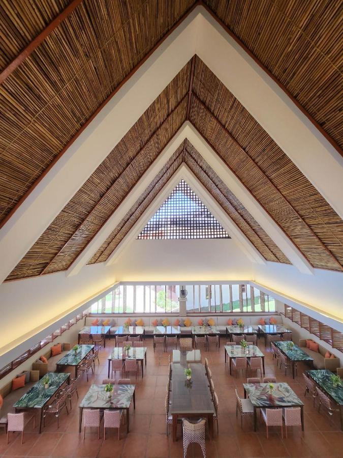 Costa Celine Beach Resort Kinablangan 외부 사진