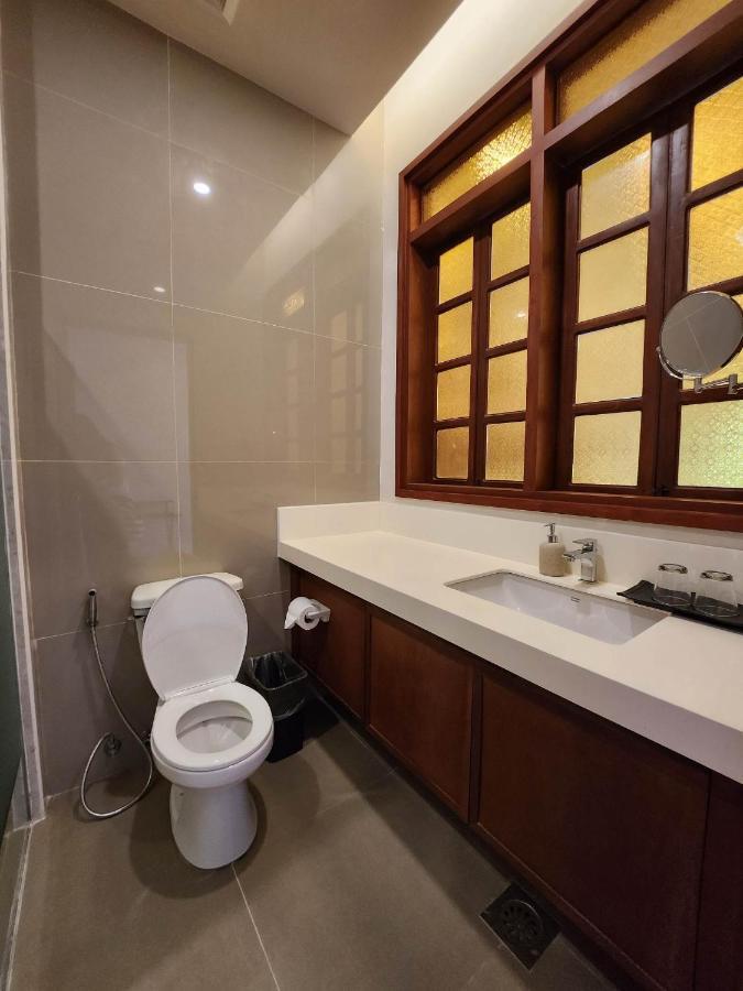 Costa Celine Beach Resort Kinablangan 외부 사진